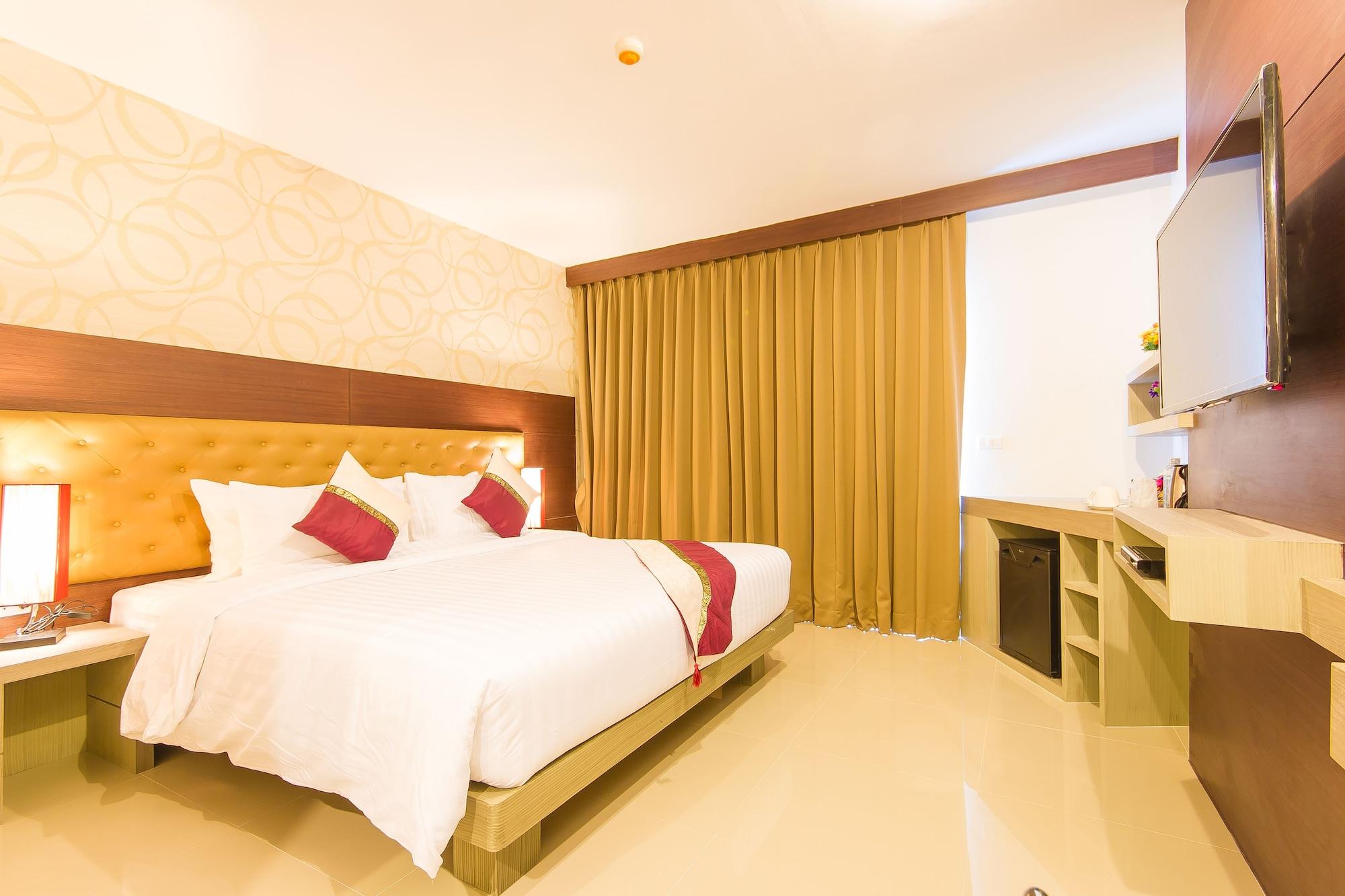 Patong Hemingways Silk Hotel מראה חיצוני תמונה