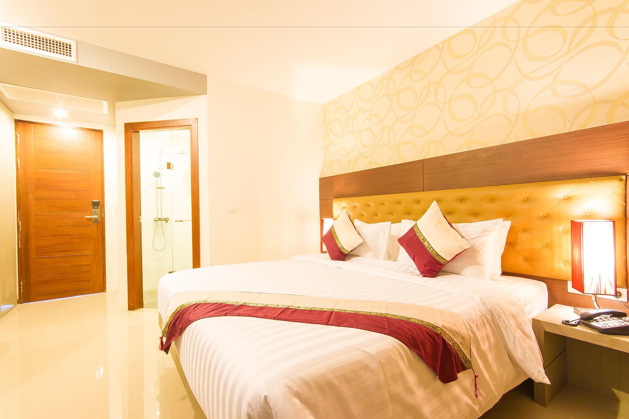 Patong Hemingways Silk Hotel מראה חיצוני תמונה