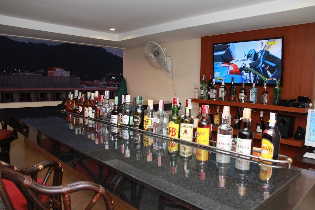 Patong Hemingways Silk Hotel מראה חיצוני תמונה